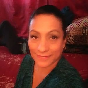 Meet your Posher, Carmen